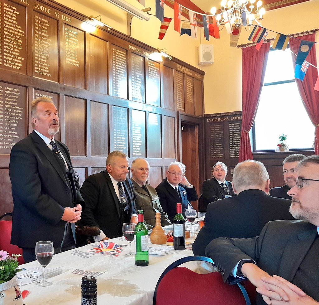 Hambrook Lodge 8909 tweet media