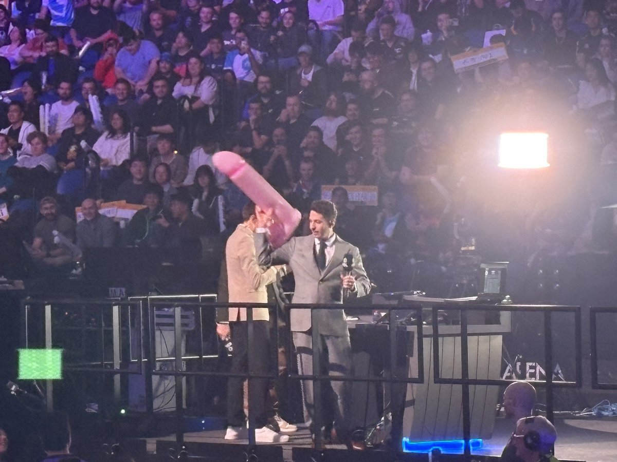 xerrror's tweet photo. Incredible scenes right now at #IEMMelbourne https://t.co/lcZPWqlIev