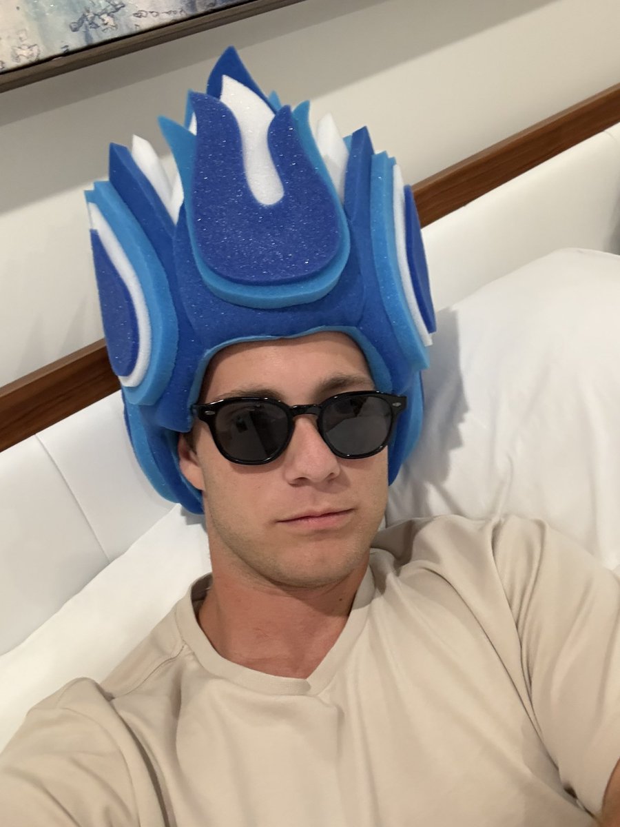 Clipper Derz tweet media