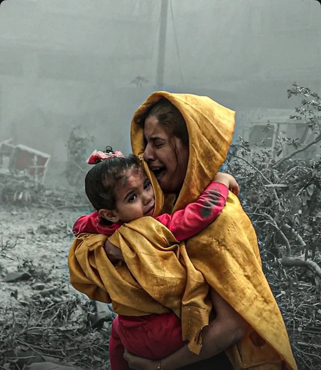 h_najmeh's tweet photo. I will be your voice...

#it_is_too_late
#GazaGenocide https://t.co/FYG1PoDdBO