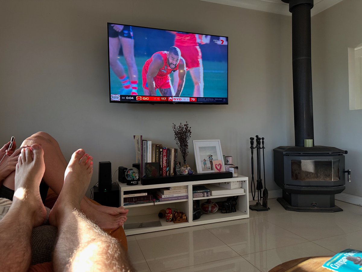 Great game <a href="/GoldCoastSUNS/">Gold Coast Suns</a> … tops comeback!

Super way to end a long weekend! #Suns