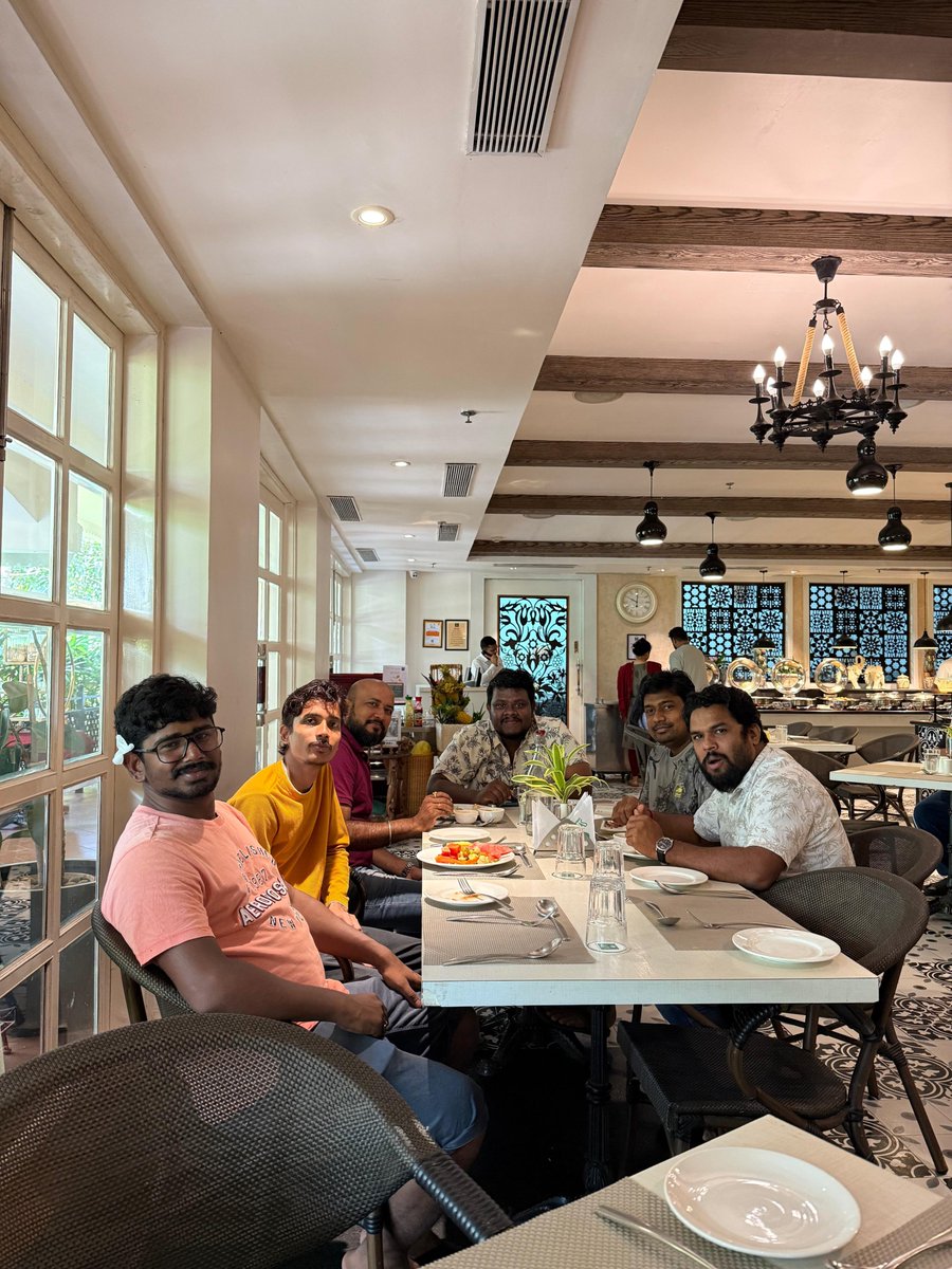 iServeUIndia's tweet image. A productive leadership retreat spent in a serene resort setting — meaningful conversations, shared insights, and moments of relaxation. Recharged and ready to lead with fresh perspectives.
#TeamOuting #Teamwork #GrowthJourney #iServeU