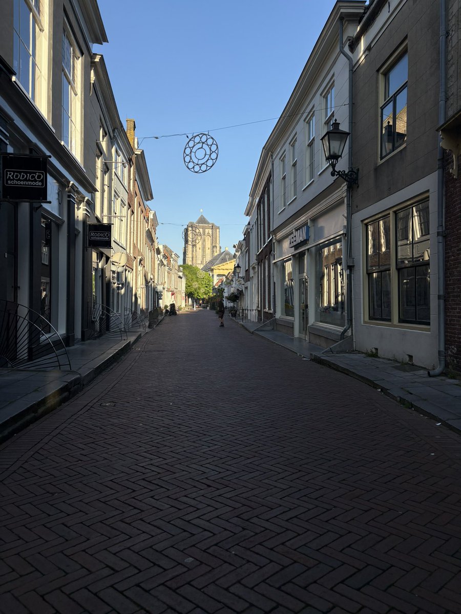 Zierikzee - une des meilleures étapes ⛵️ en Zélande 🇳🇱 - à seulement 70 MN de Dunkerque 🇫🇷