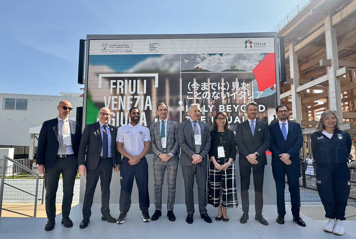 Sta per cominciare la Cerimonia d’apertura dedicata alla presenza della <a href="/regioneFVGit/">Regione FVG</a> al Padiglione🇮🇹 a #Expo2025 #Osaka. Segui la diretta “Friuli Venezia Giulia - Italy Beyond the Usual” 
🔴👇🏻
youtube.com/live/RPcxuX5Dn…