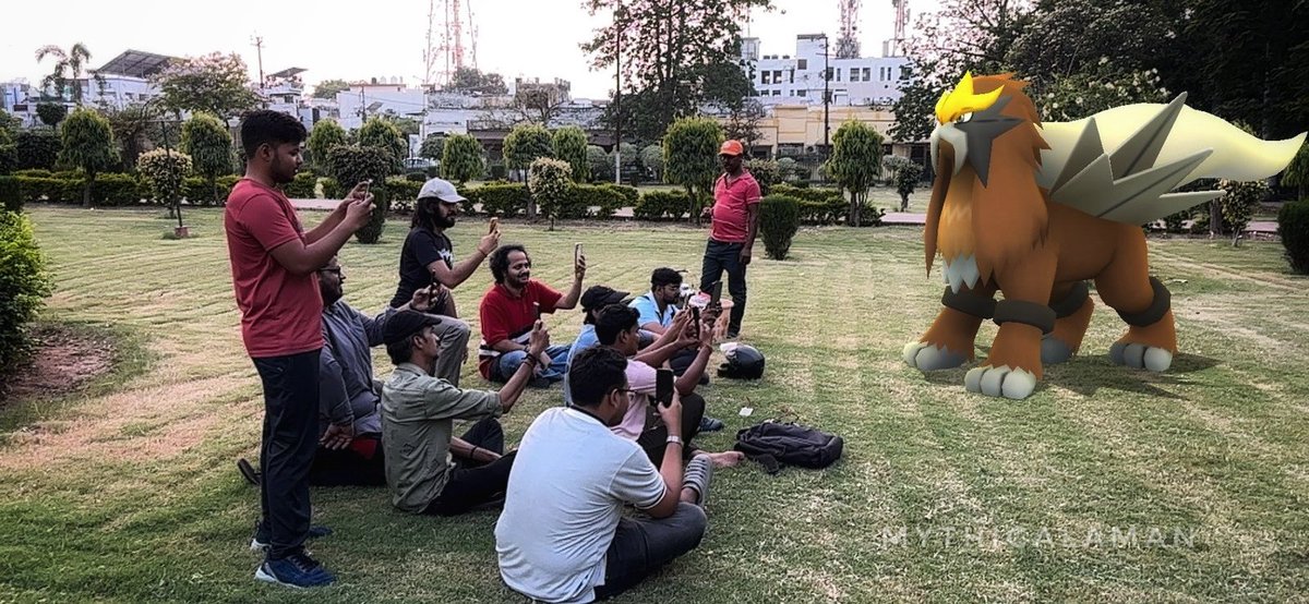 🔥 DYNAMAX ENTEI MAX BATTLES!
#PokemonGo Community Meetup at Mushir Zadi Tomb in Lucknow

📸 Entei AR Pic by <a href="/bmgautam/">Mukund Gautam</a> 
#MeetYouOutThere