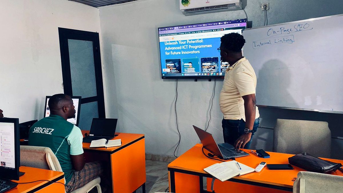 DavidTakor's tweet photo. Nail Your On-Page SEO in 3 Steps 🎯

🎈Strategic Keyword Integration
🎈Compelling Meta Descriptions &amp; Title Tags
🎈Optimize Your Content Structure

Too complicated for you ? contact me for consultancy or training 👇🏿

davidakombi@gmail.com 

#OnPageSEO #SEO #DigitalMarketing https://t.co/4esGCzUP1G