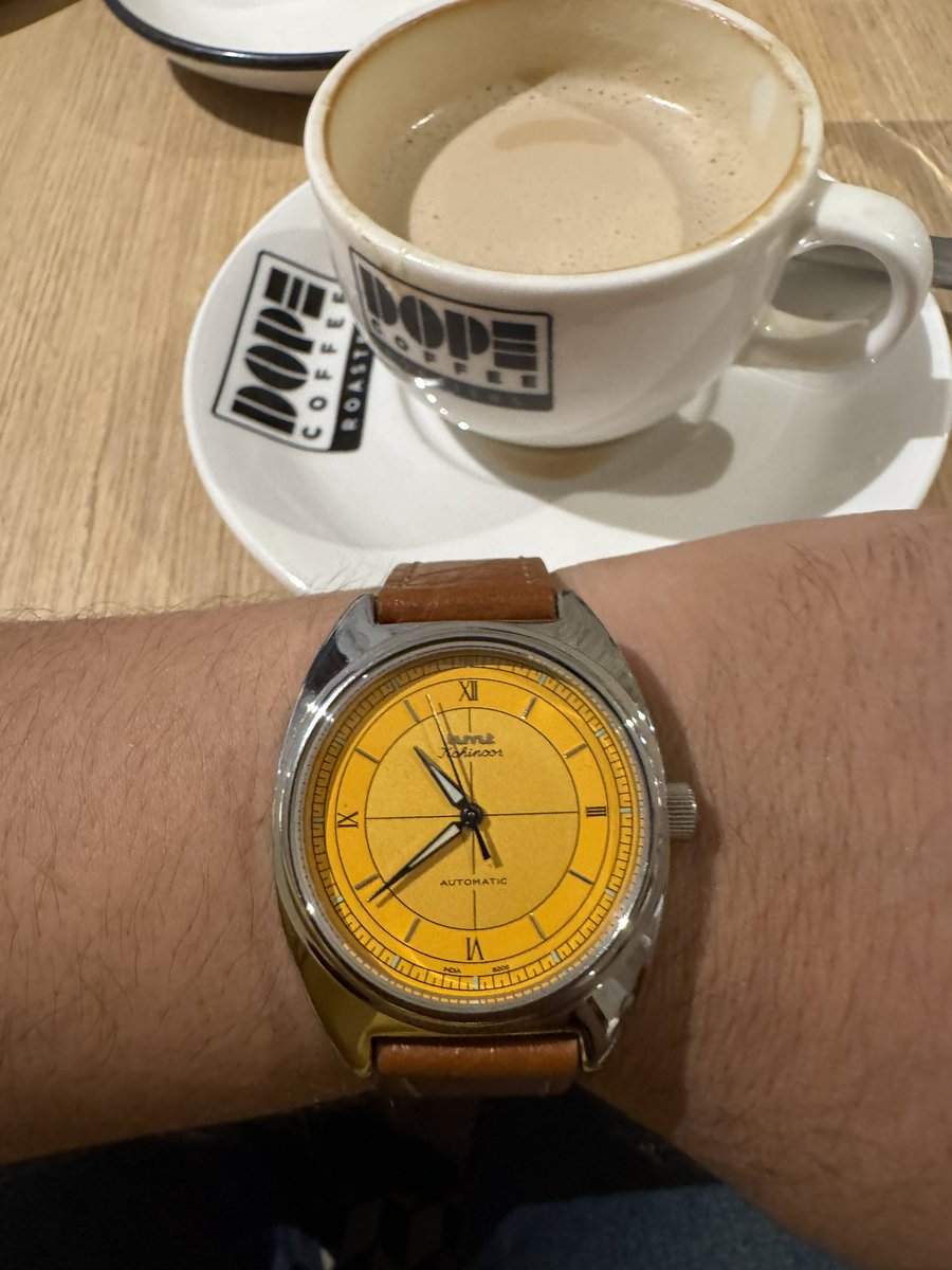 RohitSastry's tweet image. P70 and some good breakfast 
#P70 #HMT #Project70 #HMTautomatic #dopecoffee #frenchtoast