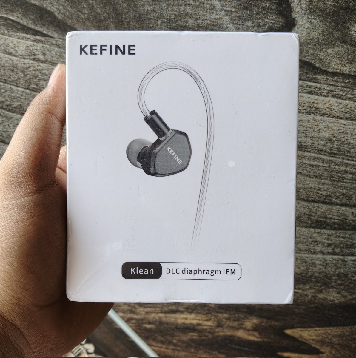 I’ve partnered with Syeindunce to giveaway a brand new Kefine Klean IEM to one lucky winner!

Participation Conditions:

1. Follow <a href="/YourbroRishabh/">Rishabh Negi</a> and <a href="/syeindunce/">Syeindunce</a>

2. Like and repost this post

3. Tag two friends in the comments.

I'll announce the winner after 10 days ☺️.