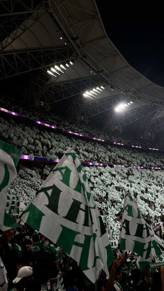 حبّني حبّ الأهلاوي لناديه
 "و أوعدك "ما احّب إنسان ثاني.