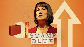 📈 Moving costs surged 45% in 5 years, hitting £13.5k! Stamp duty hikes now cost London’s first-time buyers £7k extra. With 75% facing rising housing bills, is stamp duty reform urgently needed to help buyers? 🏠

#HousingCrisis #StampDuty #UKProperty