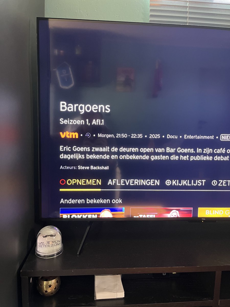 ⁦<a href="/VTM/">VTM</a>⁩ bekijkt onder de foto wie is Steve backshall zie je foto acteurs: Steve backshall toen ik aan het tv programma kijken op vtm 1 op Telenet