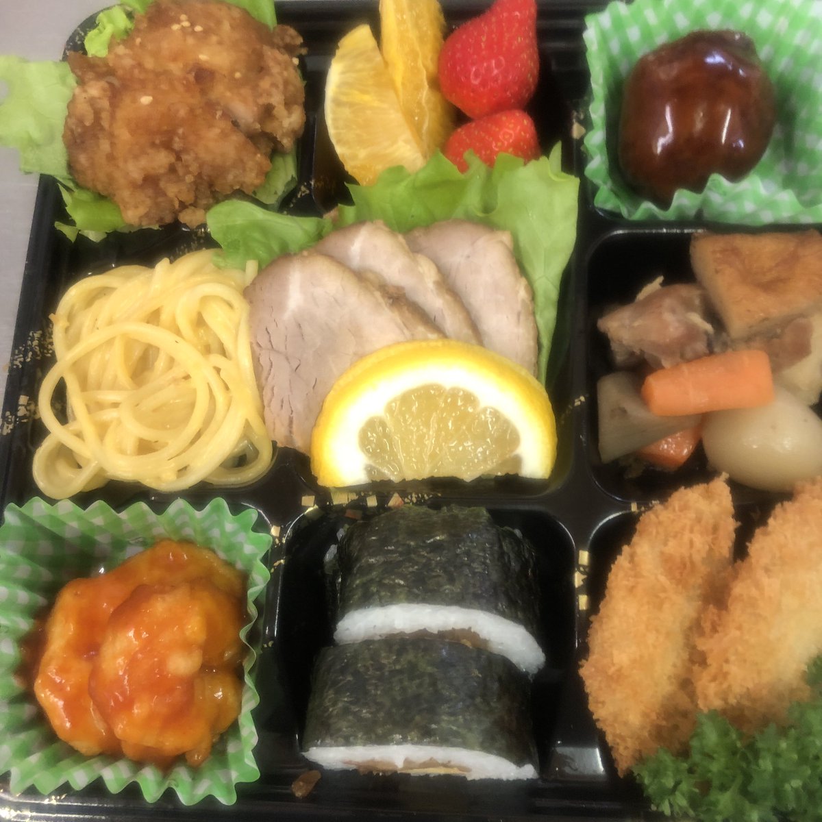 maruso1902's tweet photo. マルソーは日曜日が定休日ですが、事前にご予約いただきますと、お弁当、オードブル、折り詰め料理など仕出し料理をご用意いたします。お気軽にお声掛けください。 https://t.co/Qc2sfwcif4