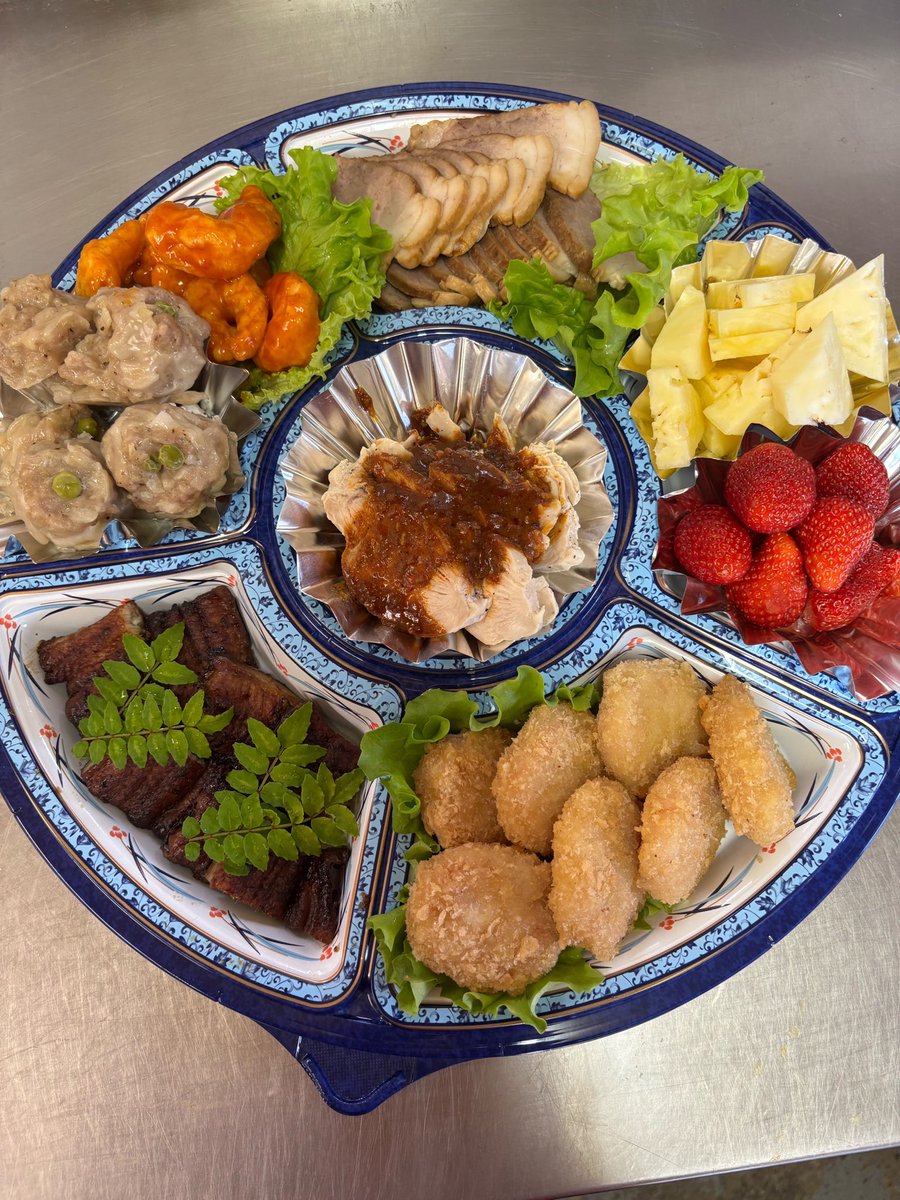 maruso1902's tweet photo. マルソーは日曜日が定休日ですが、事前にご予約いただきますと、お弁当、オードブル、折り詰め料理など仕出し料理をご用意いたします。お気軽にお声掛けください。 https://t.co/Qc2sfwcif4