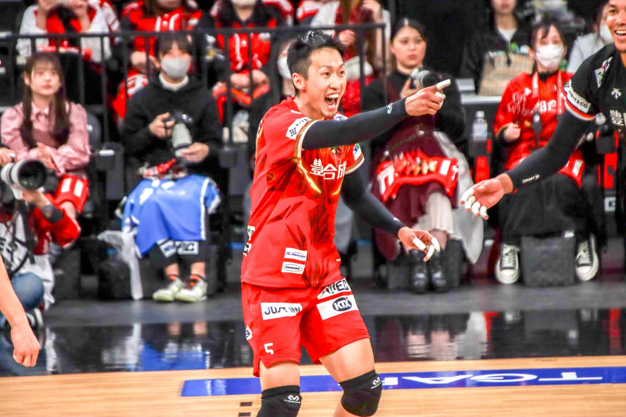 渡辺俊介 Shunsuke Watanabe (@ShunsukeWatana3) / X 渡辺俊介 Shunsuke Watanabe (@ShunsukeWatana3) / X