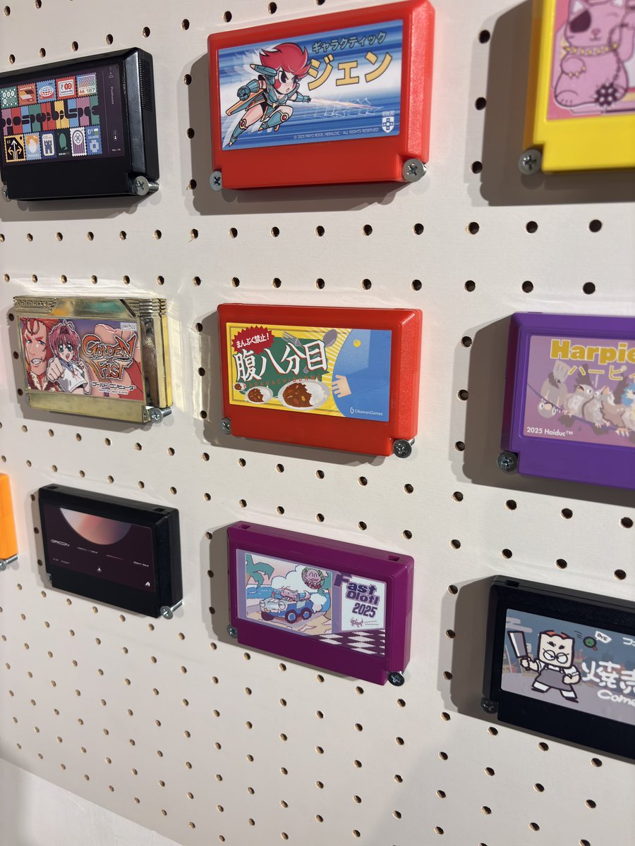sasasori1's tweet photo. My entry for famicase! 
No.150 Fast0lotl 2025
楽しいイベントをありがとう✨

#わたしのファミカセ展
#famicase #famicase2025 https://t.co/yktu7R3ah5
