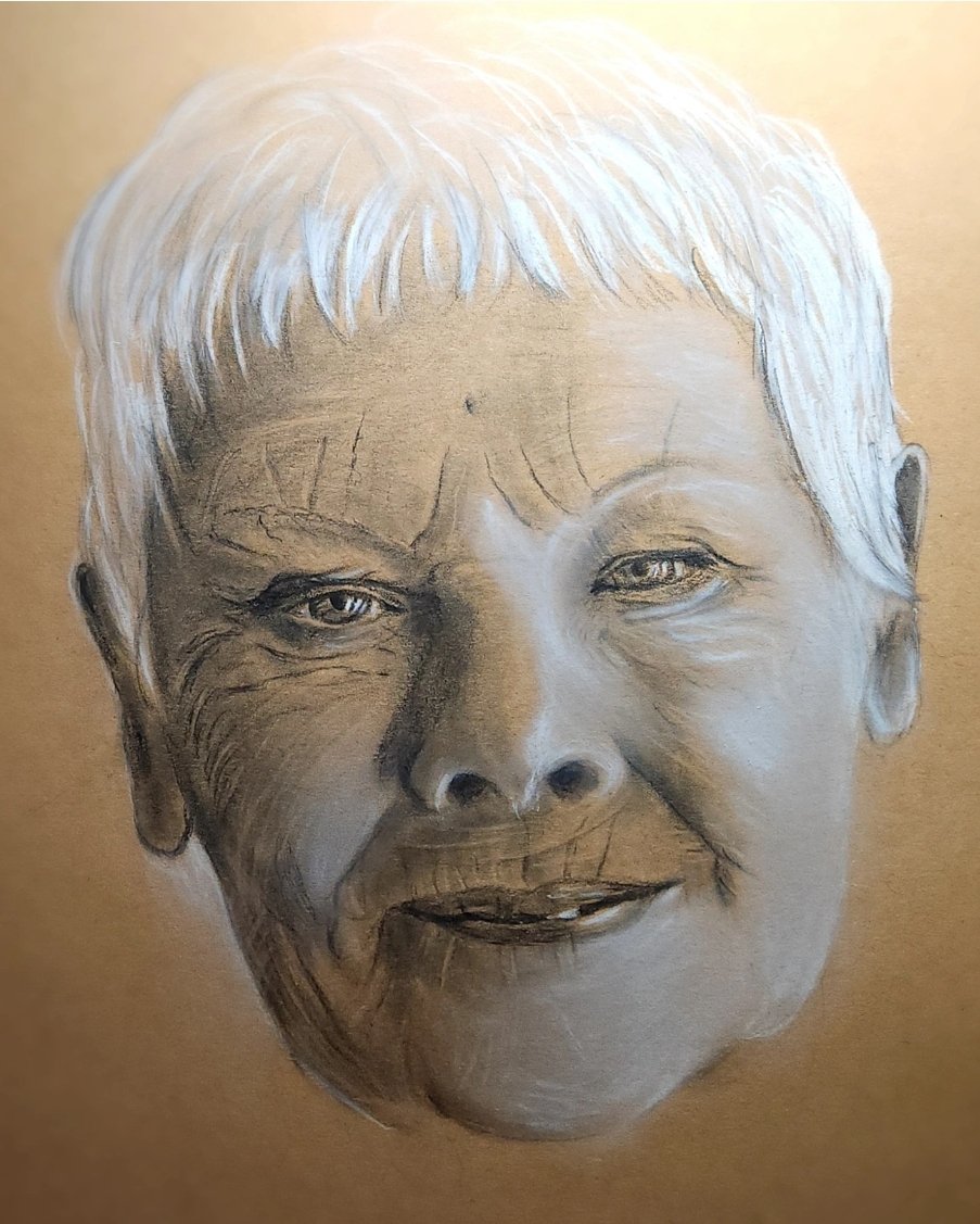 garethgd's tweet photo. 3 years ago today, I drew my first, of many  portraits of my favourite Dame, in pencil.  
The second picture is my last portrait of her in chalk and charcoal.#damejudi #judidench #drawing #sketch #sketches #gayartist #draw #judi #dench #portrait #chalk #charcoal #pencil https://t.co/XLLSznwDeS