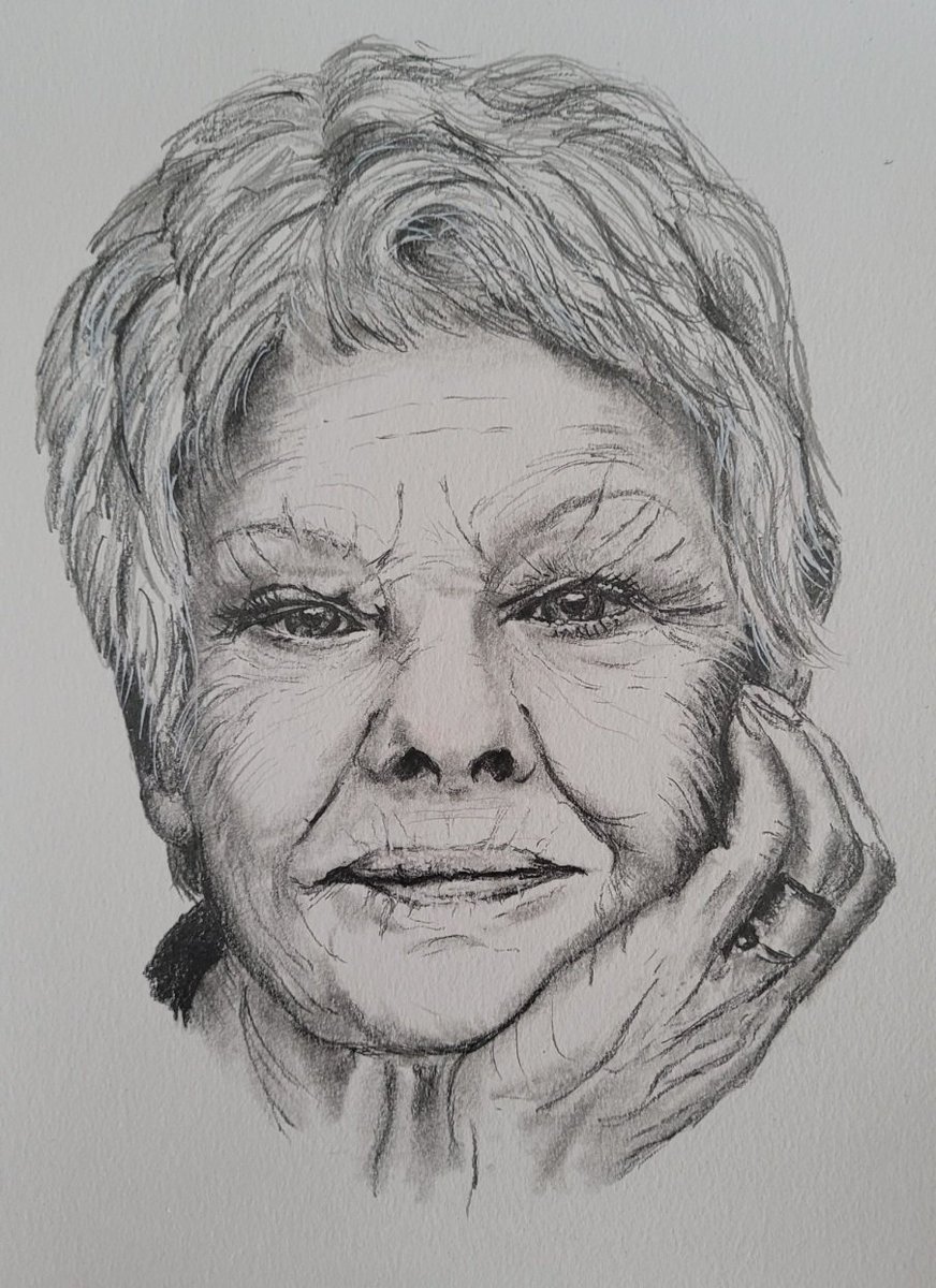 garethgd's tweet photo. 3 years ago today, I drew my first, of many  portraits of my favourite Dame, in pencil.  
The second picture is my last portrait of her in chalk and charcoal.#damejudi #judidench #drawing #sketch #sketches #gayartist #draw #judi #dench #portrait #chalk #charcoal #pencil https://t.co/XLLSznwDeS