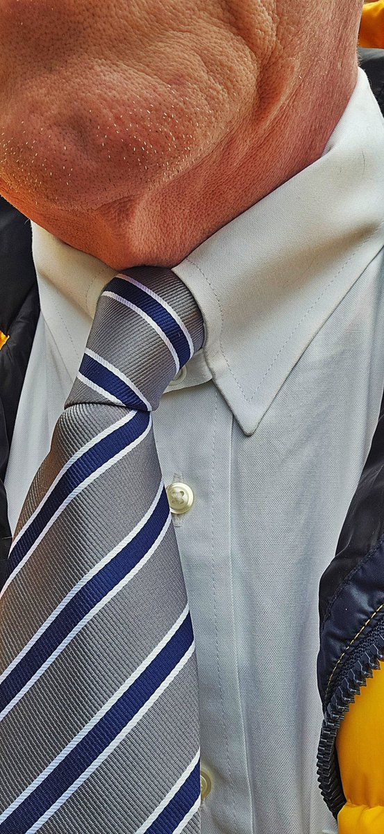 SuitedExposure's tweet image. Tab collar porn