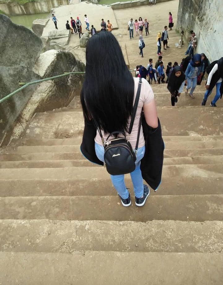 Lihatlah kebawah untuk kita mudah mensyukuri nikmat