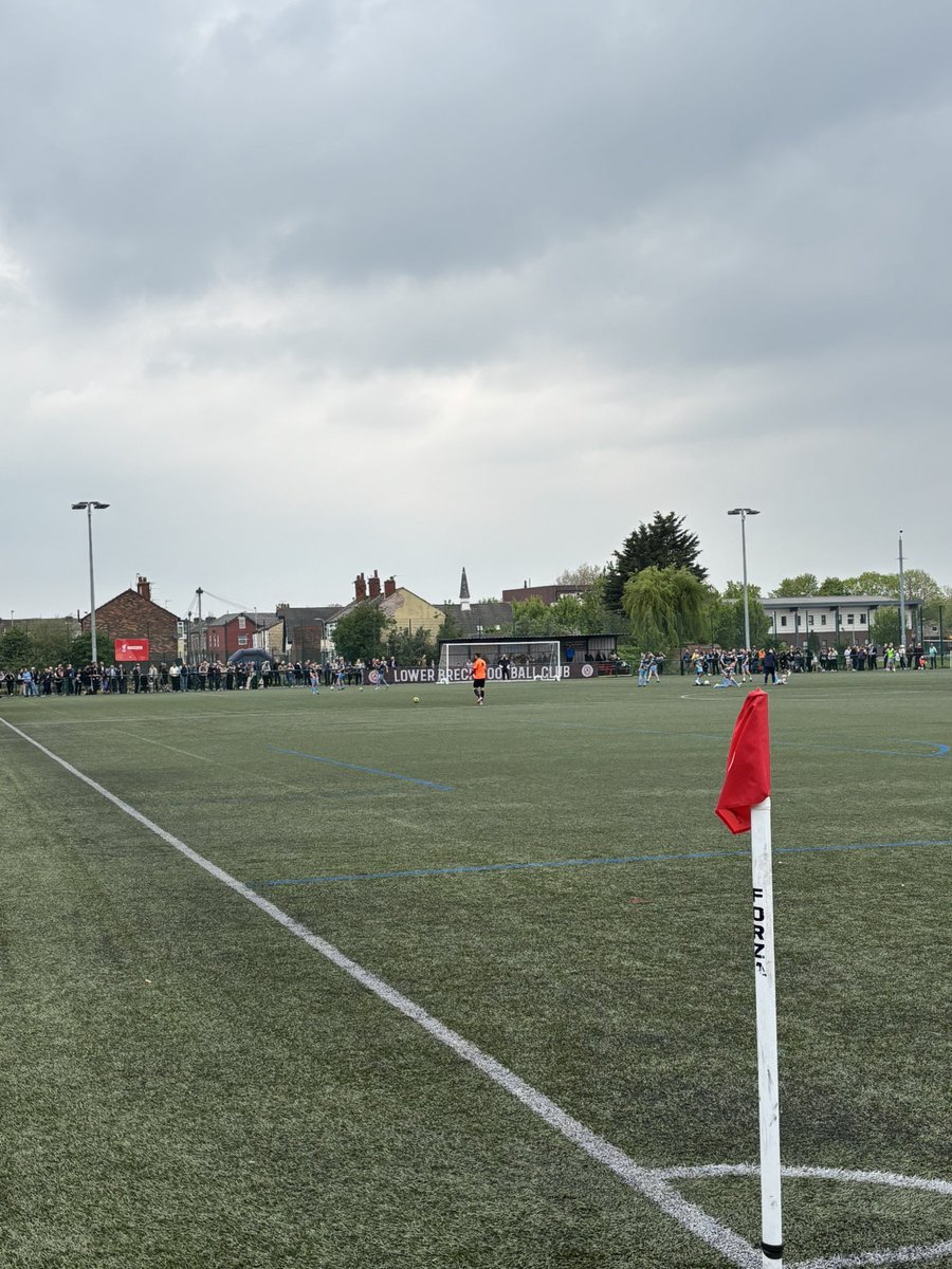 TomBSC87 tweet media