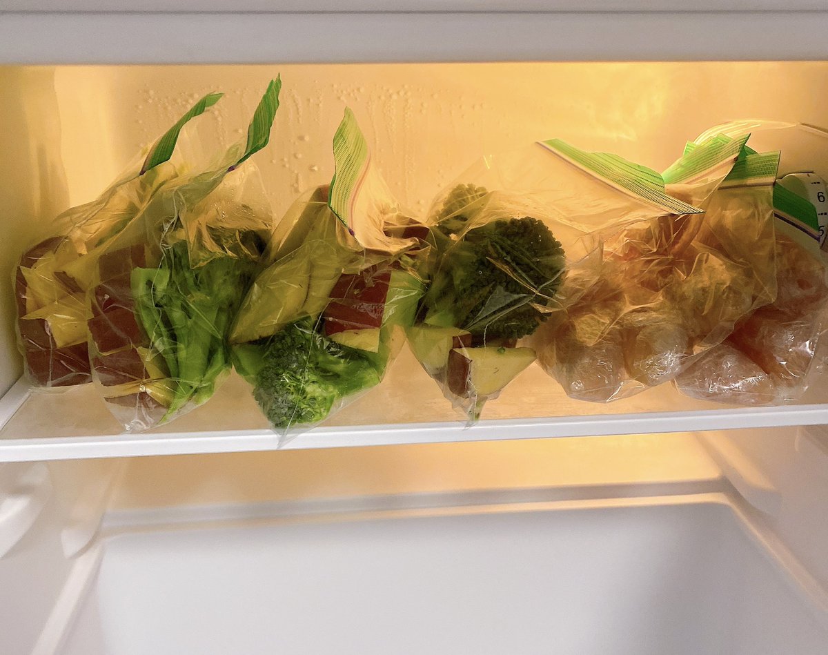 joset025's tweet photo. 食材切って冷凍したの偉すぎ https://t.co/UyhCwjU44p
