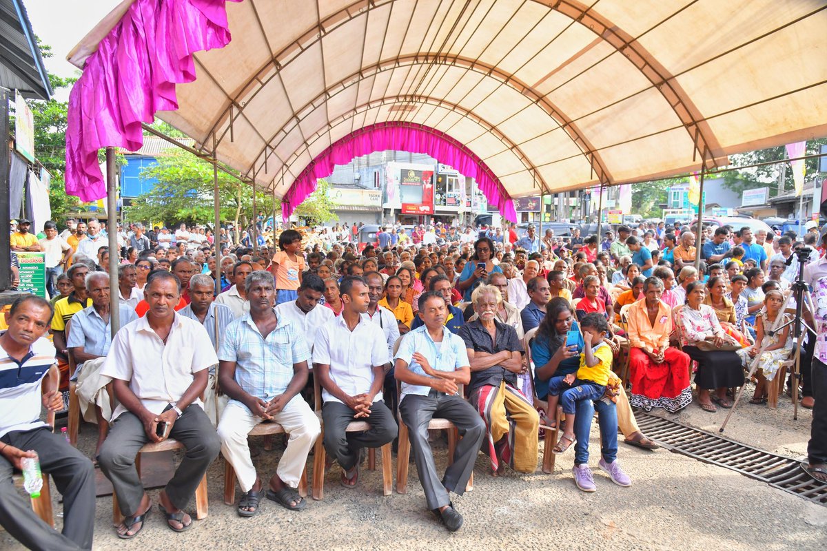 RajapaksaNamal's tweet photo. Public meetings were held yesterday by SLPP candidates contesting the 2025 local government elections from the local council electoral areas of Devinuwara, Weligama, Akuressa, Kamburupitiya, and Hakmana in the Matara District.
#LGE2025 #Matara #NRWayForward #SLPP https://t.co/xmj1JzMllX
