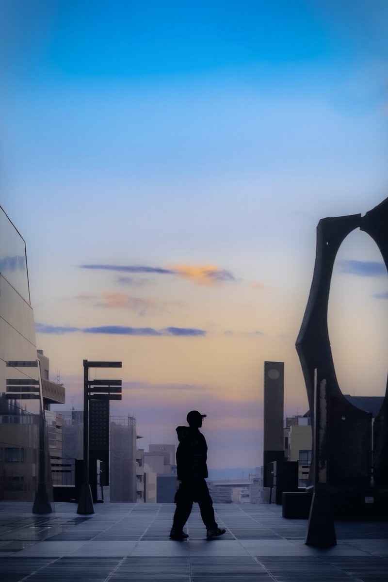 _zweideutig's tweet photo. 日常の見過ごされがちな美しさや妖しさ、静けさを表現する写真家をめざして活動しており、各種国際フォトコンにも挑戦中です。
良ければフォローお待ちしております！
ちなみにこんな写真撮ってます！
  #作品をみてくださいあわよくばフォローしてください #フォローしてくれたら嬉しいです https://t.co/mZA62kg1Kr