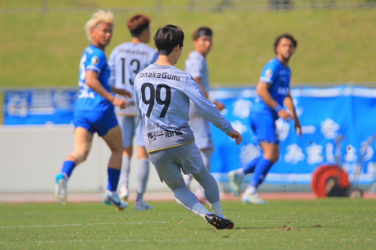 gfm__official's tweet photo. ��FULL TIME🔷
#岳南Fモスペリオ 3-1 #アスルクラロ沼津

決勝大会 決勝進出🙌
あと1勝‼️ここまできたら、みんなで「頂」を目指しましょう⤴️🗻

あつい応援ありがとうございました📣 https://t.co/JchzOCXiUX