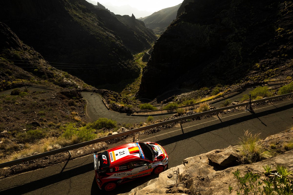 SplitTimeRally's tweet photo. 🚨 10 minutes to SS14!
Agüimes – Santa Lucía 1 (14.97 km) starts at 09:10 CET.
📸 Red Bull Content Pool
#WRC #RallyIslasCanarias #SS14 #StageAlert https://t.co/AmlPKgeSnd