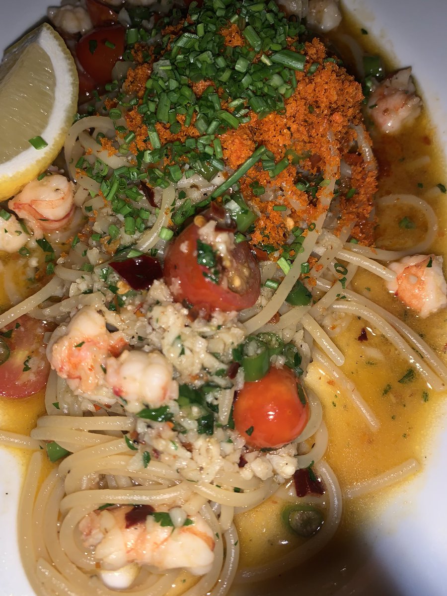 awkittybae's tweet photo. Osteria Gia Plaza Indonesia

ambience nya oke sih, service nya juga bagus, makanan nya cepet dateng, worth it untuk kesini sih https://t.co/fz9JBGXnQF