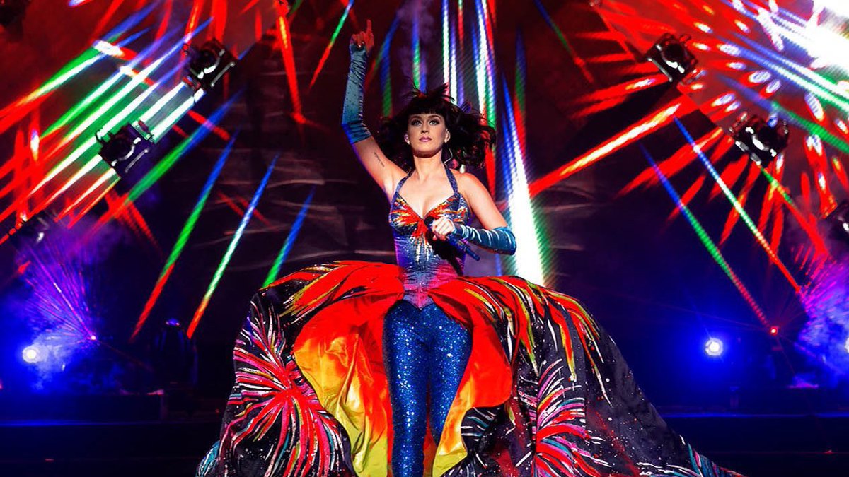 lonewolfperry's tweet photo. katy perry fireworks 🎆 section for all of her tours https://t.co/0NWKTAujXG