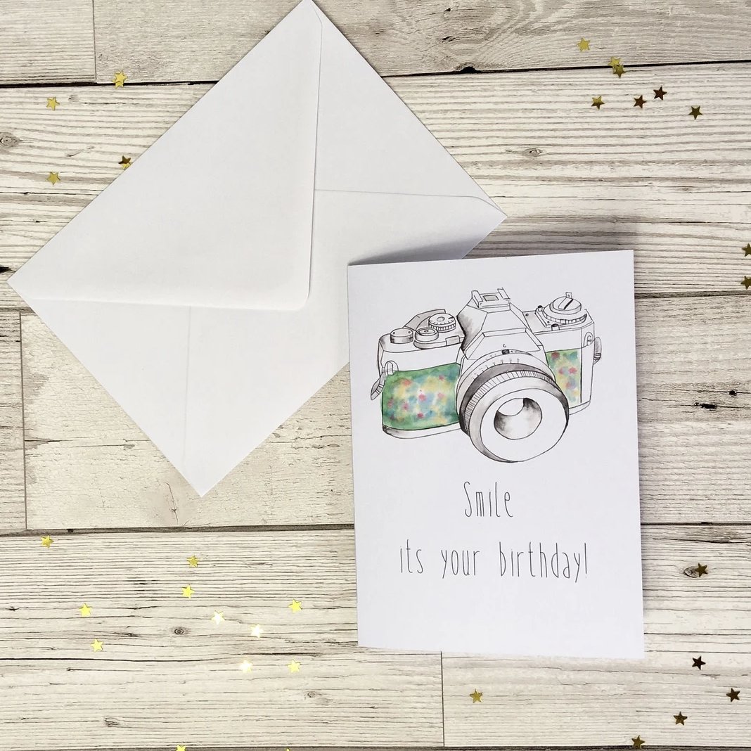 cwadephotoart's tweet photo. Want to support small businesses but on a budget?
Making small regular purchases like birthday cards is a great way!
All handmade to order and feature my illustrated designs
https://t.co/thSU52vxwD
#ukiftam #ukgifthour #handmade #shopsmall https://t.co/hAE8v2cFS7