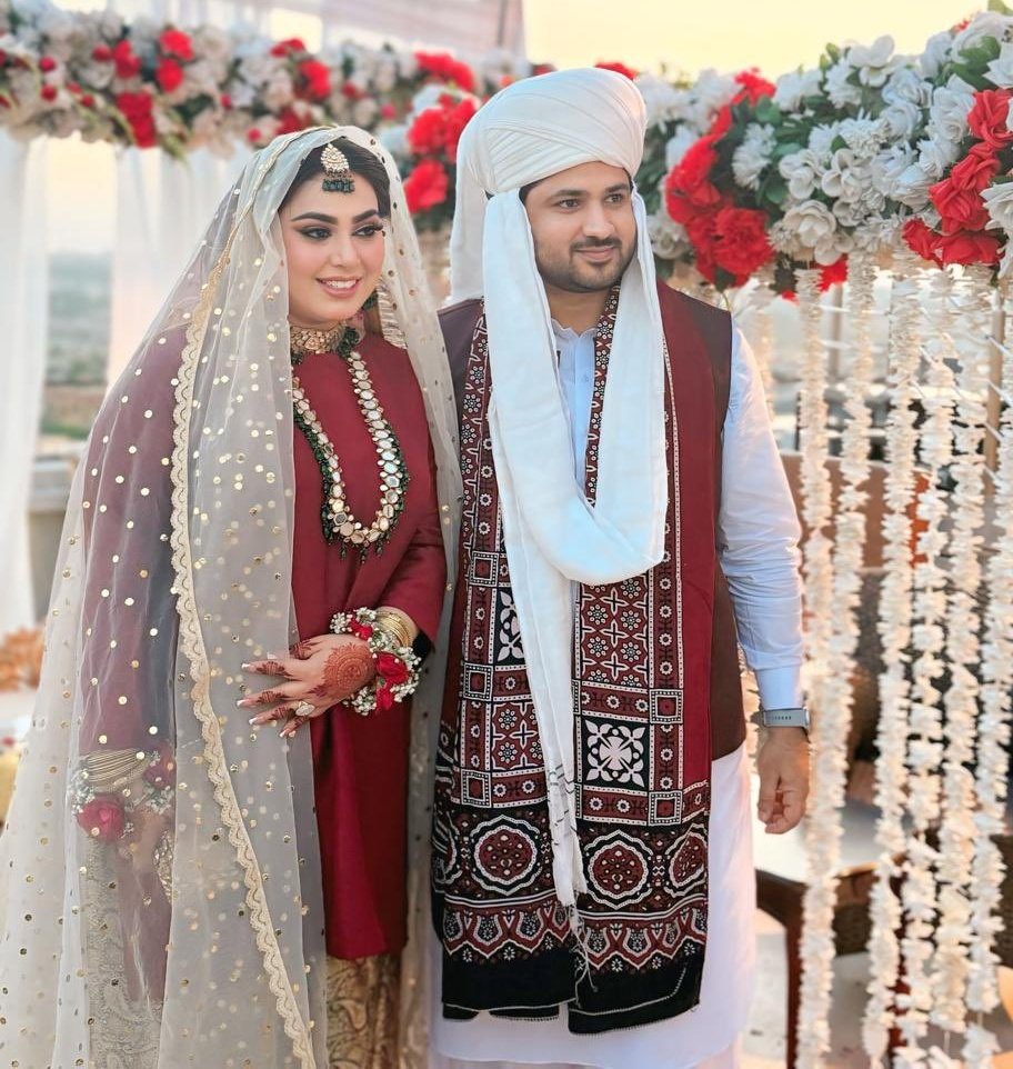 CuteBuzdar's tweet photo. Heartfelt congratulations to @ArifRindPTI and @chaudhry_khaula on their beautiful union! Wishing you both a lifetime of love, happiness, and endless blessings together. https://t.co/So0MsHExsv