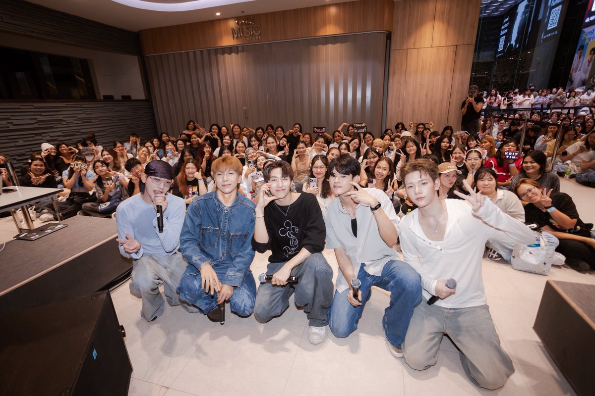 gnest_official's tweet photo. วันนี้เป็นอีกช่วงเวลาดีๆที่พวกเรามีความสุขมากๆ ขอบคุณทุกคนที่นี่ รวมถึงทุกกำลังใจจากทางบ้าน การได้เจอ PIECES ทุกครั้งเป็นความสบายใจ และเป็นพลังในการทำงานให้พวกเราเสมอ 🧩🤍

ไว้จะหาโอกาสมาเจอกับทุกคนแบบนี้ให้ได้มากขึ้น แล้วอย่าลืมมาเจอกันในคอนเสิร์ตใหญ่ของเรา วันที่ 22 พ.ย. นี้ ที่ Thunderdome นะครับ 

#รวมพลONESHOTวันฉ่ำEP2
#PERSES #PERSES_TH
#GNEST #GMMMUSIC #TPOP
