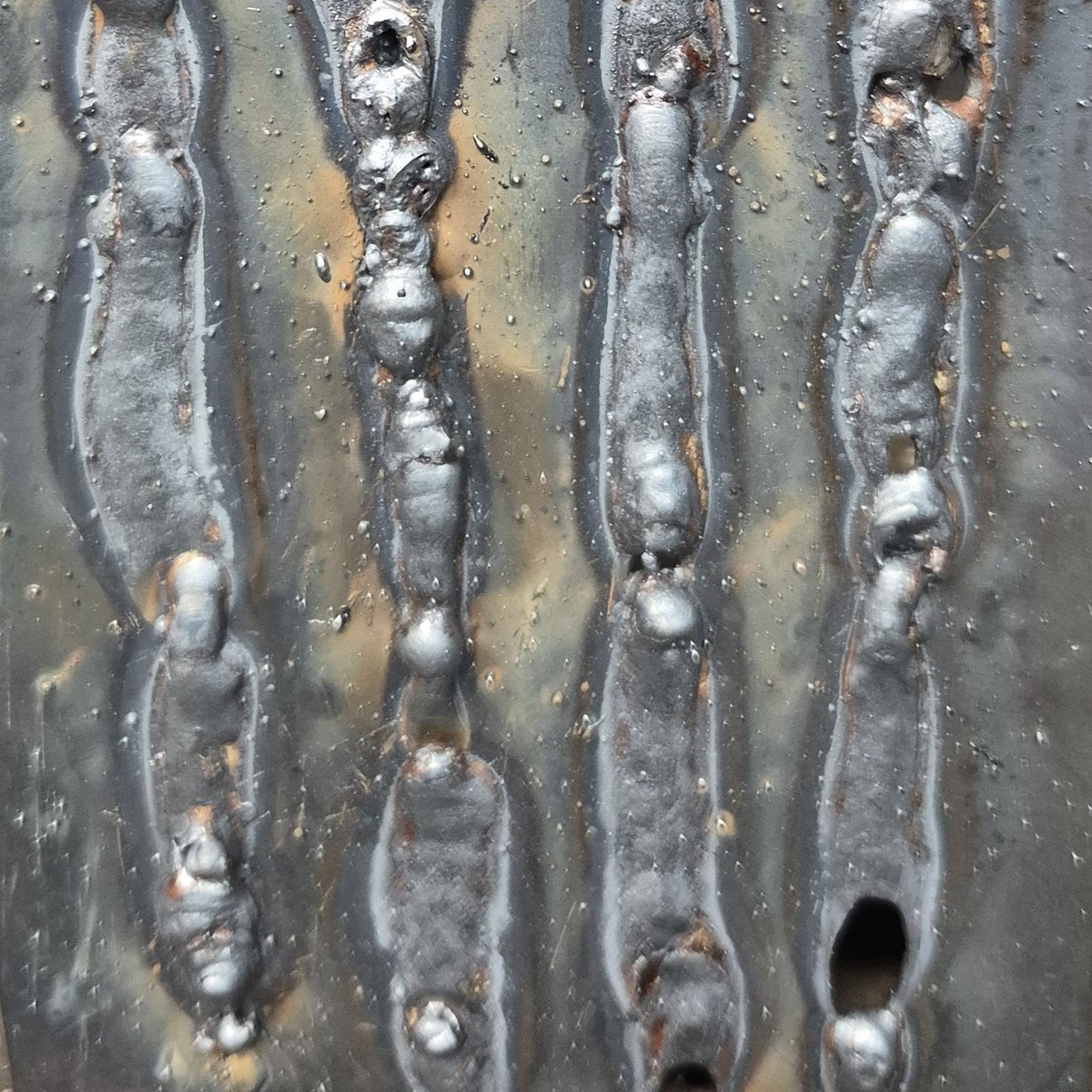 Clive_Hill's tweet photo. 🧵 [1] The power of returning to being a novice. 

Yesterday, @OisinSJHill &amp; I went on a welding course as part of his DofE silver skills project.

It had us both learning a new skill, &amp; had me reflecting.
#Edutwitter #NewKnowledge #NewSkills https://t.co/i4qHl5b0P6
