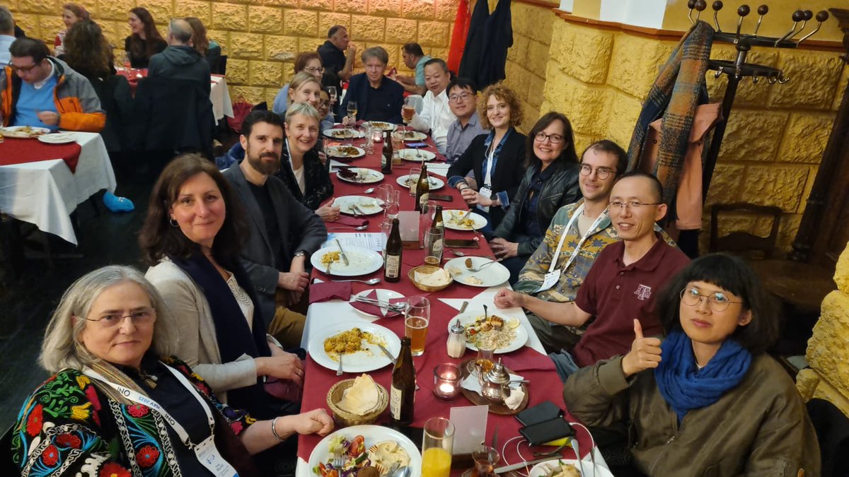 ThEVrapies Lab (@cuestalab) on Twitter photo Yesterday's 1st Symposium on Plant EVs on #ISEV2025 was so inspiring! Amazing feedback and lots of ideas to move the field forward. And great evening with the Plant Force Members. Thanks <a href="/GabriellaPocsf1/">Gabriella Pocsfalvi</a> and <a href="/anibrava47/">Ani Ludmilova</a> for chairing and all speakers👇 Yesterday's 1st Symposium on Plant EVs on #ISEV2025 was so inspiring! Amazing feedback and lots of ideas to move the field forward. And great evening with the Plant Force Members. Thanks <a href="/GabriellaPocsf1/">Gabriella Pocsfalvi</a> and <a href="/anibrava47/">Ani Ludmilova</a> for chairing and all speakers👇