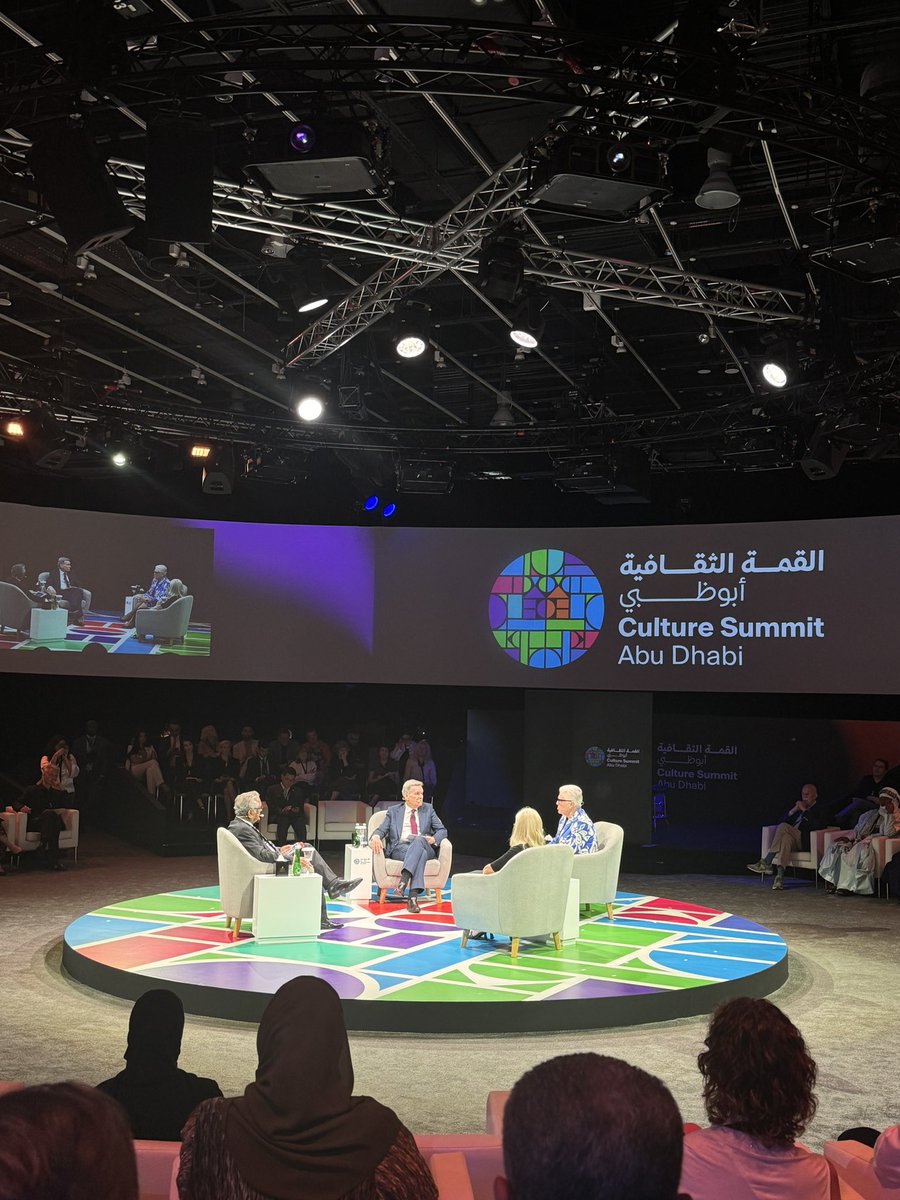 Mouna Khorchid tweet media