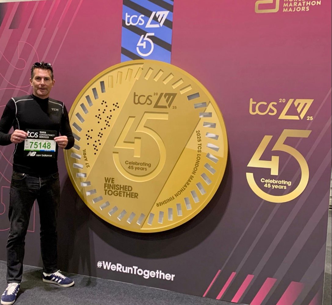 THE BIG DAY HAS ARRIVED! Good luck to all London Marathon runners today. You are already incredible just by reaching the start line; we hope you enjoy every moment! 
(Local runners, tag us in your pics!)