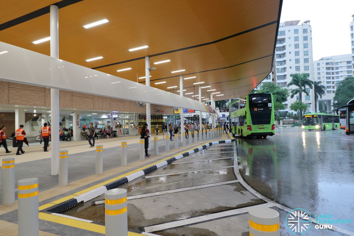 ViscountBP's tweet image. A more accurate comparison is the Bus Interchanges.
This Choa Chu Kang Temporary Bus Interchange station.
Yes, temporary, i.e sementara.