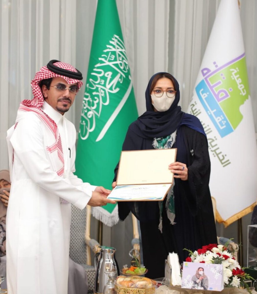حُسَام بنْ عَبدالعَـزِيز tweet media
