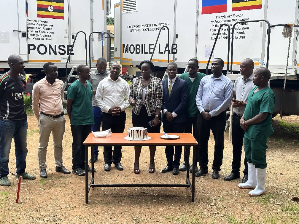 cphluganda's tweet photo. Uganda is now Ebola-free!
@cphluganda, we are proud to have confirmed the first SUDV case within 12 hours and tested over 2,500 samples across the country. Celebrating our lab heroes and partners. #EbolaFree #LabExcellence https://t.co/UNajxItuAB