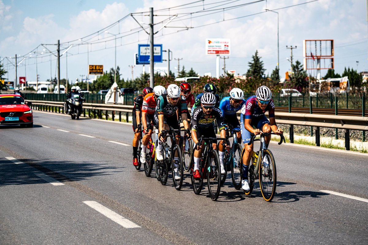 60. TUR'un ilk kaçış grubu. 

First breakaway of the 60th TUR. 

#TUR2025