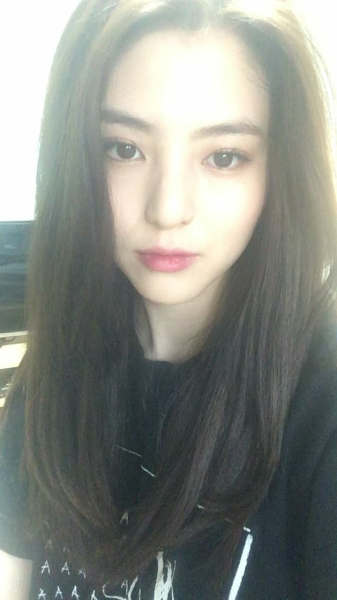 xeesoxoee's tweet photo. @Jiwuo Kala Rembulan A. https://t.co/EL4r33TC8A