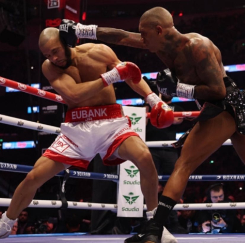 Dboy1966x's tweet image. Probably the best fight I’ve ever seen! A draw at least for #connorbenn but not a #ChrisEubankJr win !! Epic fight !!