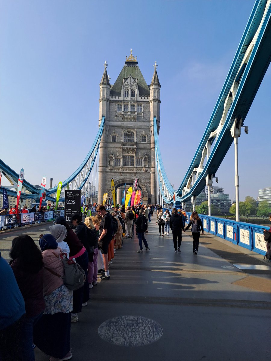 #ProjectServator out and about for today's #londonmarathon2025.  Good luck to all those running. Give a wave to our officers and to those in plain clothes if you can spot them! 👀