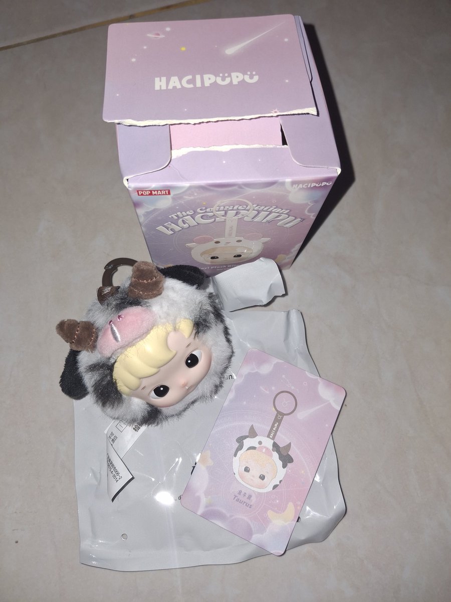 Dellaa ✦ tweet media