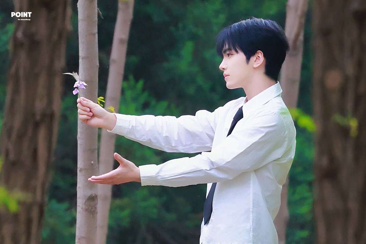 point_1019's tweet photo. 250420 📸🌸

 #邵子恒 #샤오쯔헝  #SHAOZIHENG #POLARIX #폴라릭스 https://t.co/fKsx13MvqE