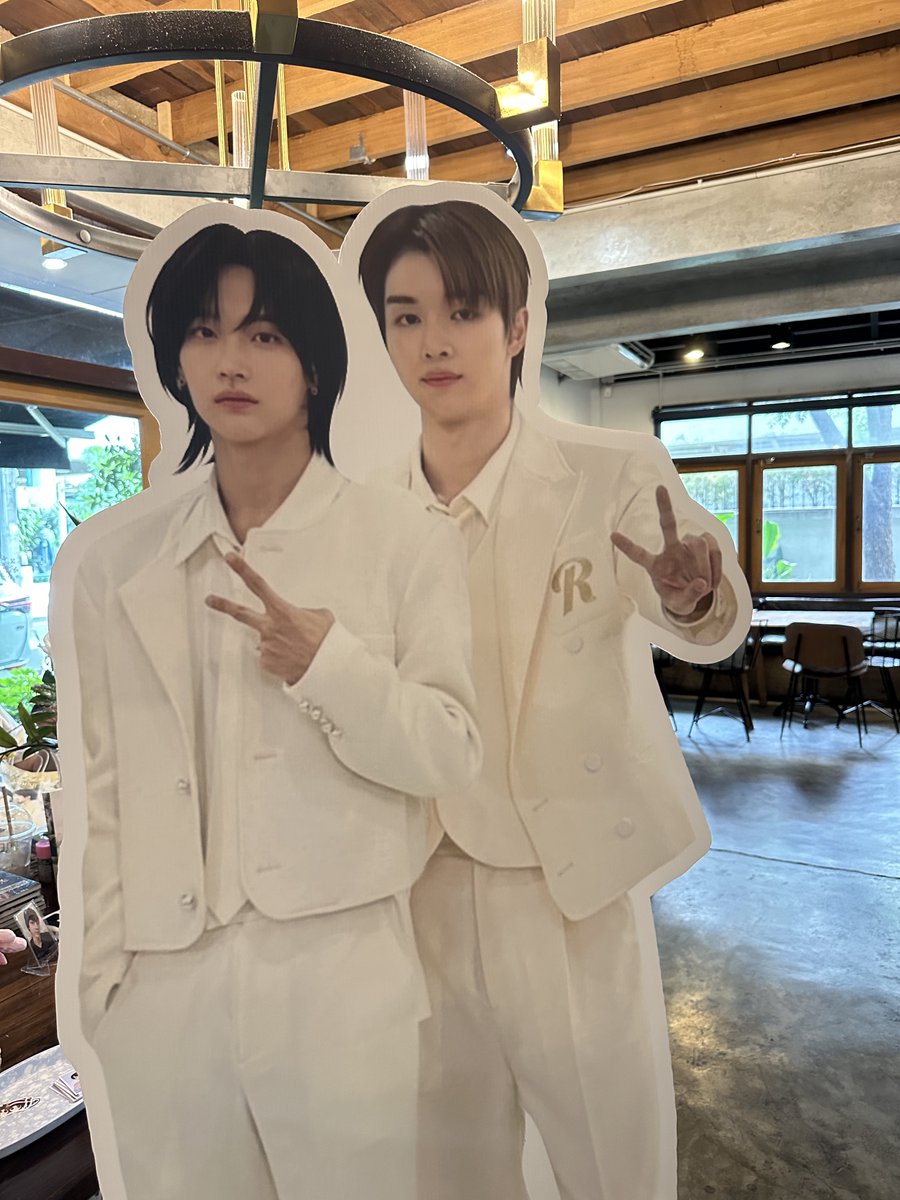 Update❕

ตอนนี้มีโต๊ะว่างแล้วนะคะ สามารถ walk-in เข้ามาได้เลยค่ะ ยังมี giveaway set เหลืออยู่น้า🫶🏻

แอบสปอยช่วง 17:00 เป็นต้นไปจะเริ่มสุ่มของตกแต่งภายในร้านบางรายการ และกิจกรรมสุดท้ายเป็นการสุ่ม lucky draw นะคะ🍀

หากทางเจ้าของแอคที่ได้รับ lucky draw ไม่ได้อยู่ในร้าน