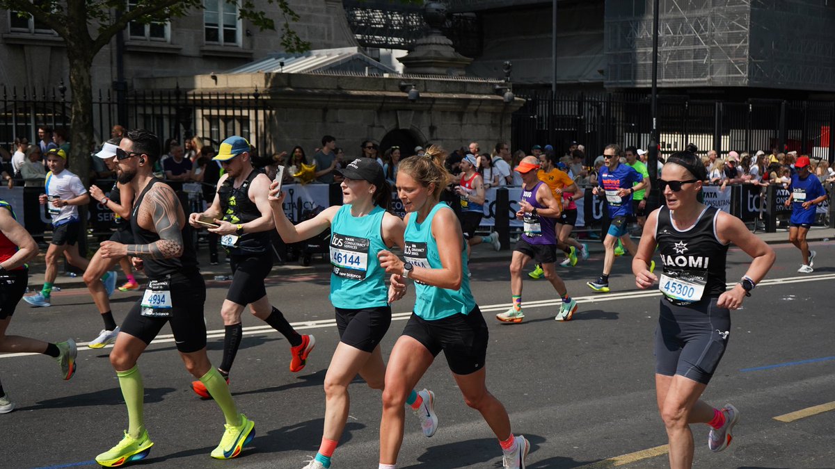 LightningArrow3's tweet photo. London Marathon 2025 pt.3
📸 by me. 

#londonmarathon2025 https://t.co/hpV93Zx3eG