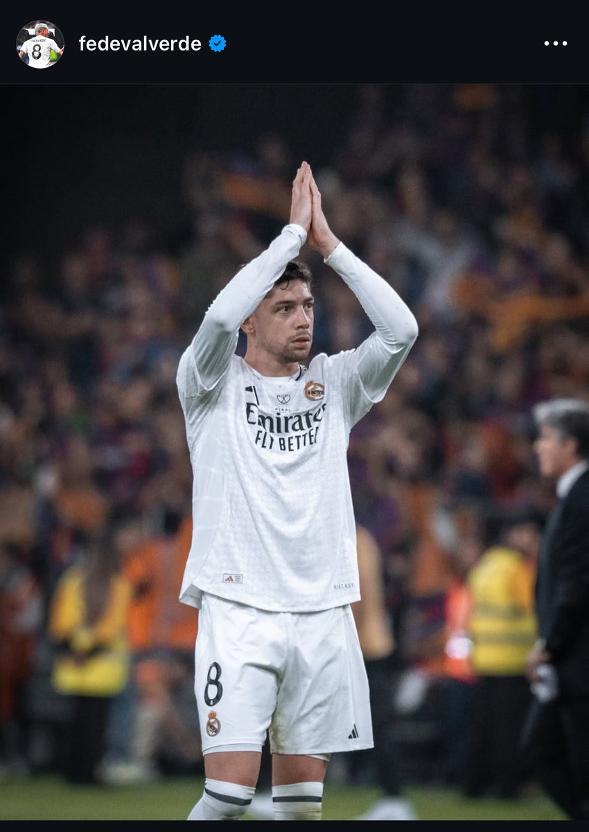 MadridXtra's tweet photo. 🤍 Fede Valverde: "It happened again. And it will surely happen again many more times, because it is the road we are building and it is normal that one falls after so many miles.

It makes me sad, it makes me angry, impotent. I feel like I failed you.

It's been a difficult year, physically and mentally very tough, but one day I was clear: 'until my legs don't give up anymore'. This club doesn't deserve less.

We'll be back, we'll continue and there I'll be leaving everything for the respect Madrid deserves, its people and everything that involves playing in the most winning team in history.

Thank you."